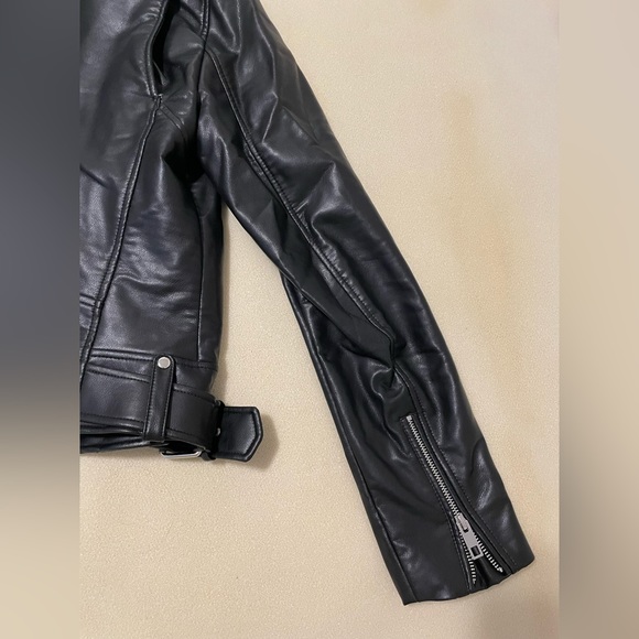 Zara Buckled Leather Jacket - Picture 8 of 11